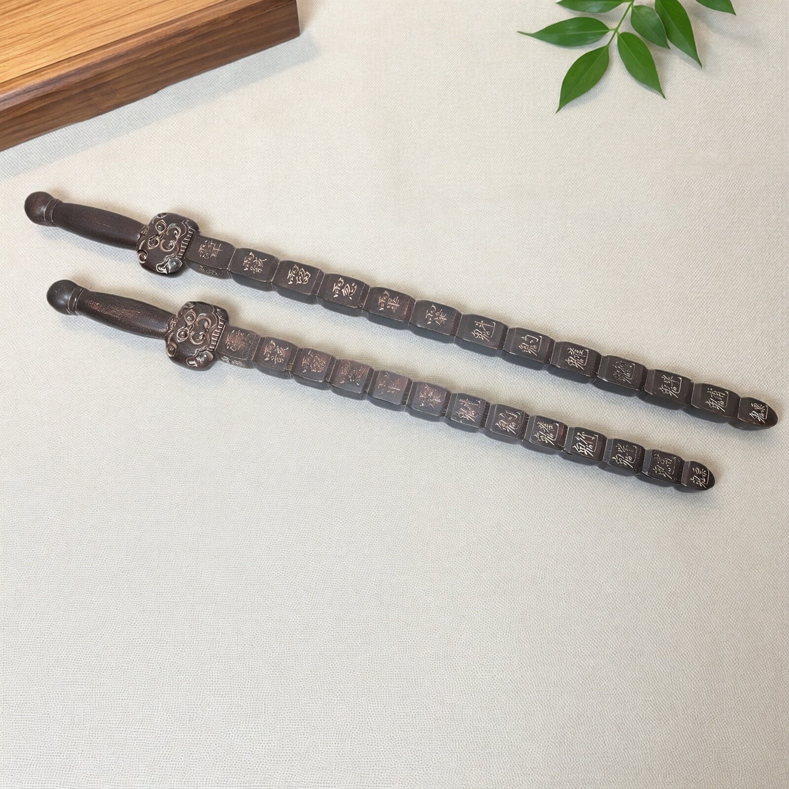 道家九节鞭桃木打神鞭姜太公法器桃木剑锏木雕降魔刃镂雕挂件摆件