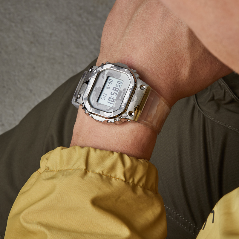 卡西欧GM-5600SCM-1/5600-1/SS/B-1/GX-56SS-1电子运动防水男手表
