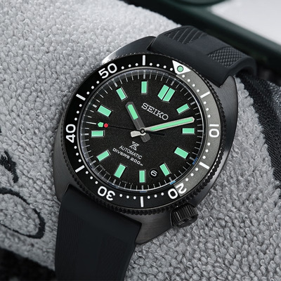 精工黑色限量潜水机械男表