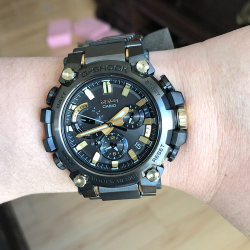 卡西欧太阳能电波蓝牙防水男表