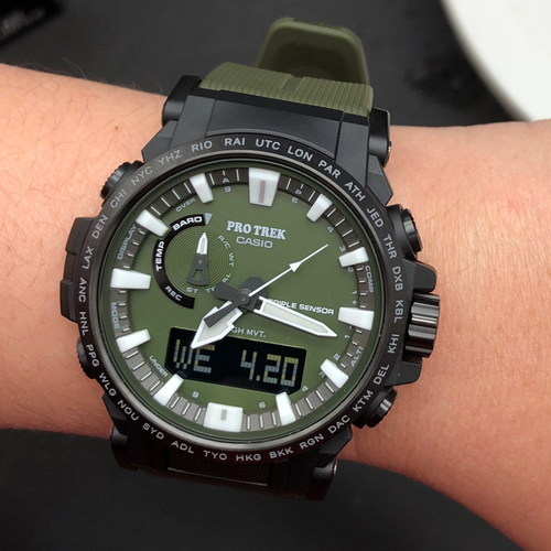 卡西欧太阳能电波登山男手表防水