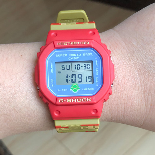 卡西欧40周年超级玛丽电子男手表