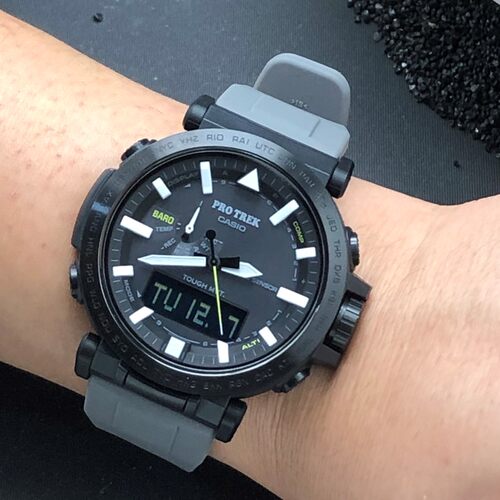 卡西欧protrek光能电波登山手表