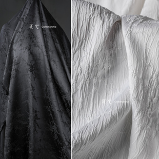 复古文艺小枝梅花国风提花布 外套裙设计师面料 人丝再造肌理西装