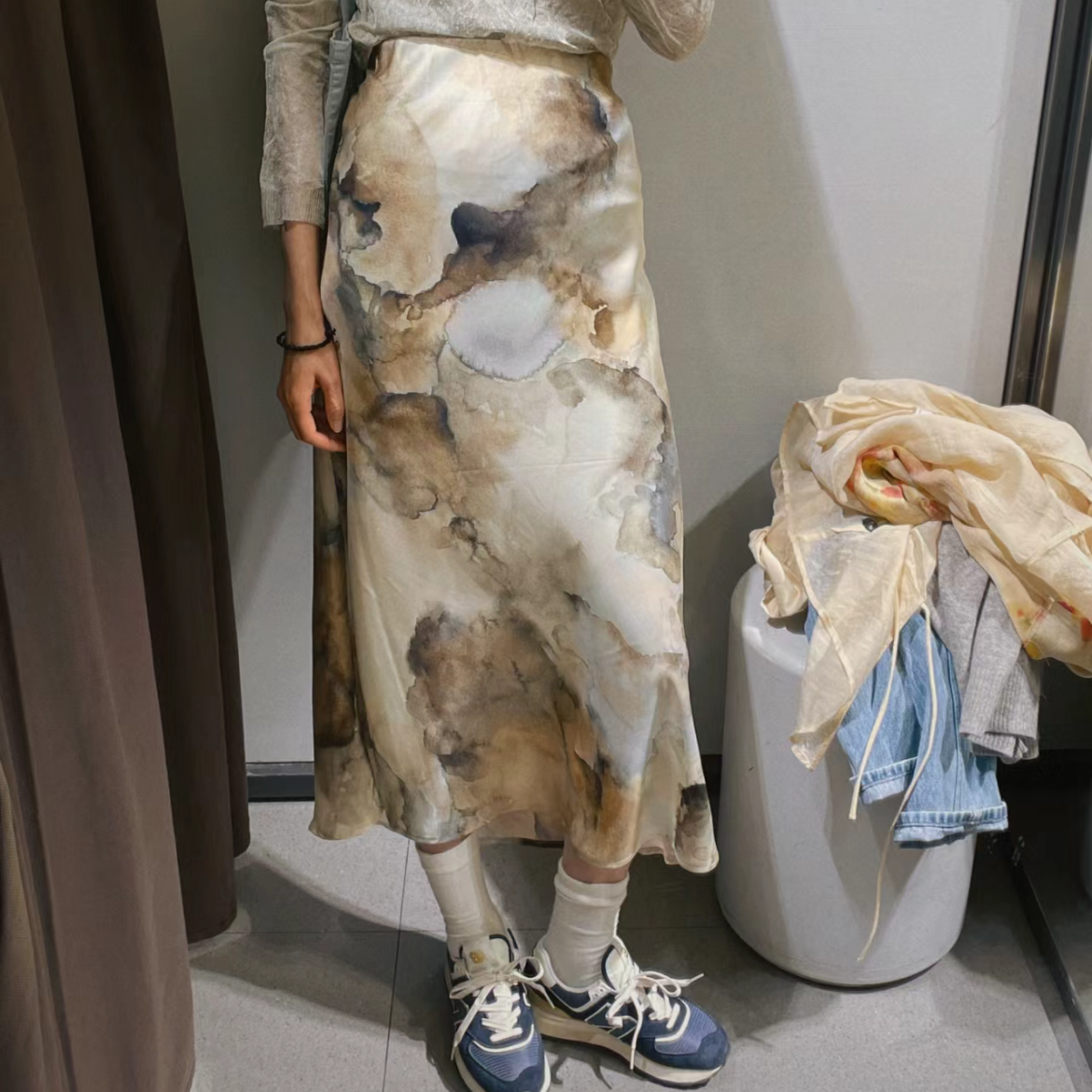 ZA春季新品欧美风女装修身扎染丝缎质感半身裙子 6962021