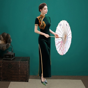 2026春季新款金丝绒高档刺绣表演日常年轻加长款走秀旗袍裙演出服