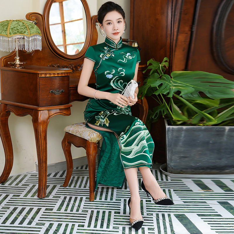 绣花旗袍真丝婚礼妈妈喜婆婆旗袍