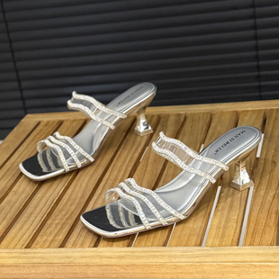 凉拖鞋 露趾性感时尚 新款 仙女风露趾6cm细跟水钻一字拖女2026夏季