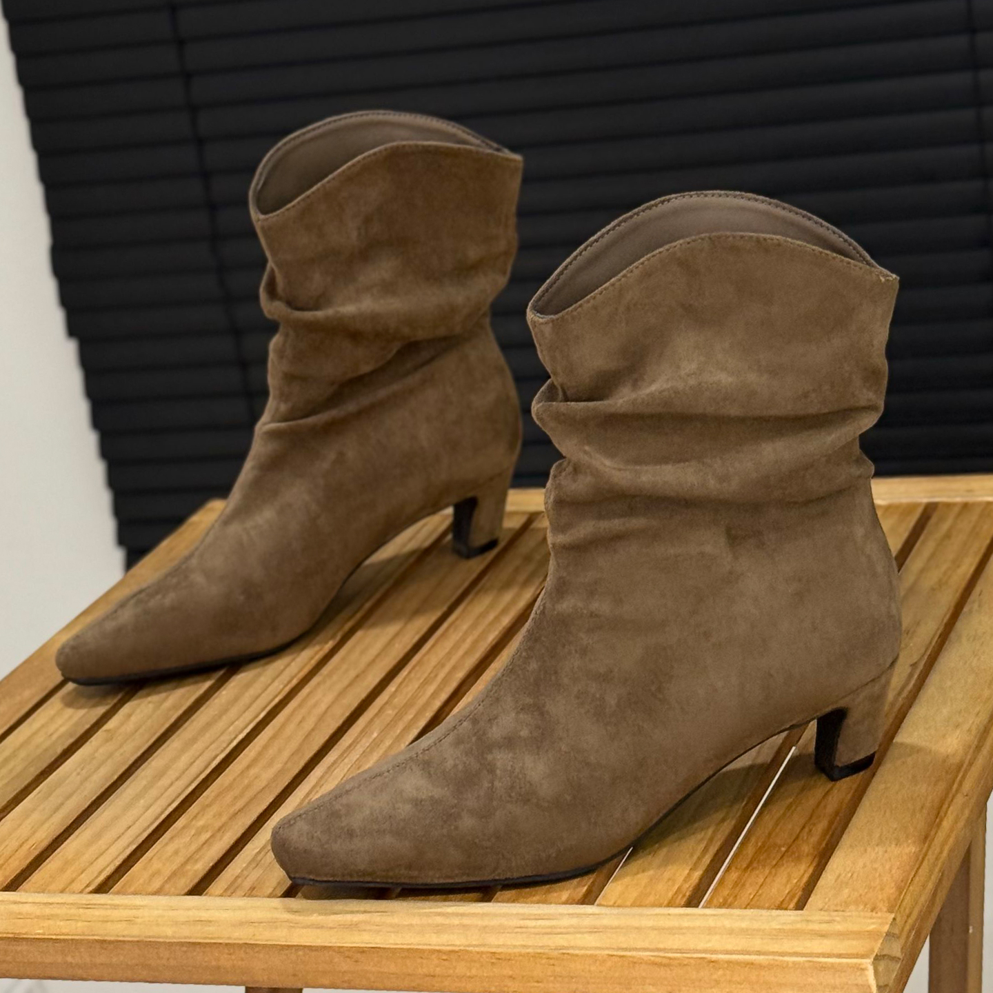 套筒西部牛仔靴v口尖头粗跟短靴