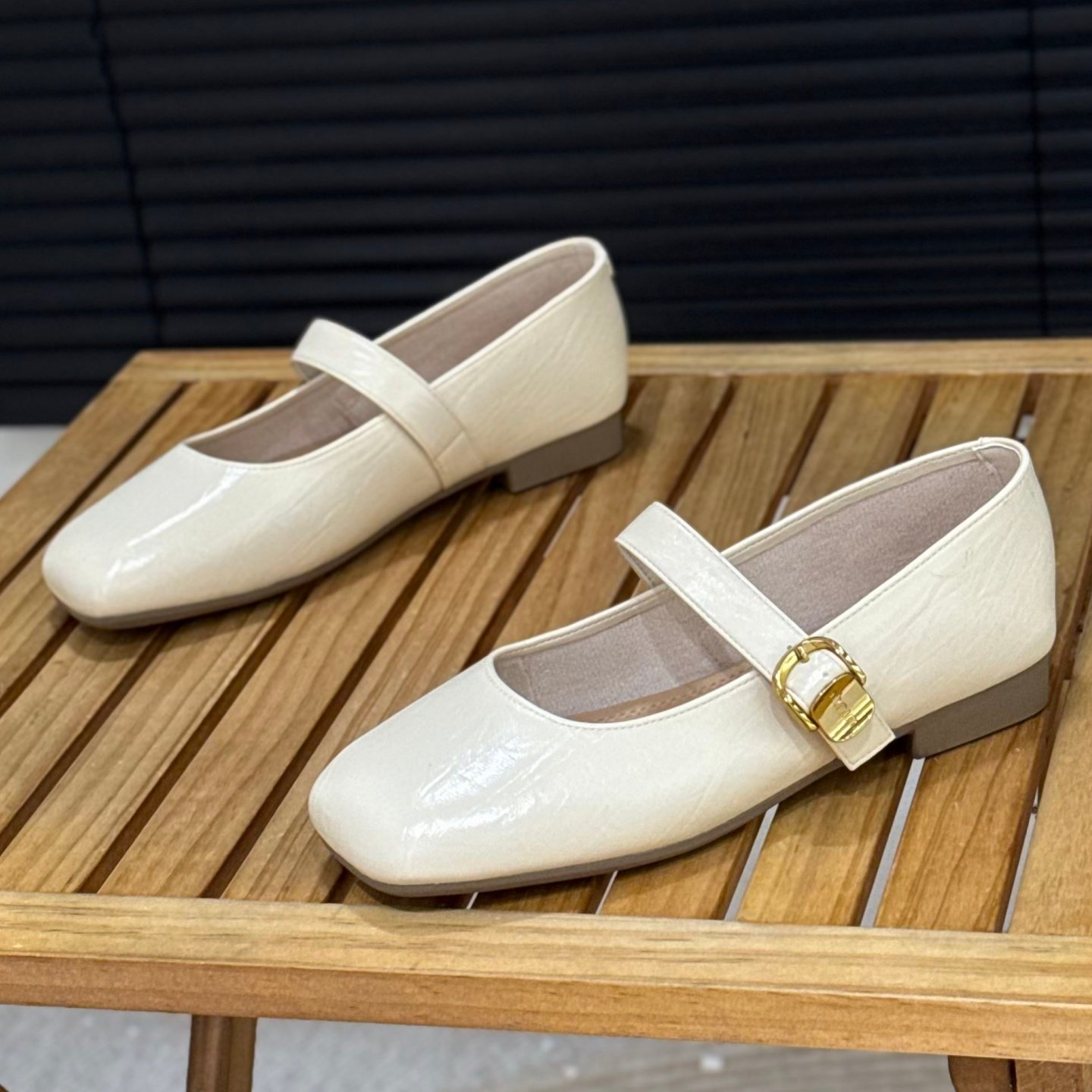 法式复古平底玛丽珍鞋女2026年新款一字带百搭浅口单鞋方头小皮鞋,女鞋,玛丽珍鞋,淘宝优惠券,粉丝福利购,淘宝优惠卷