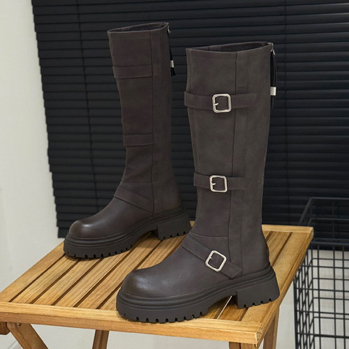 不过膝粗跟长筒靴女皮带扣骑士靴