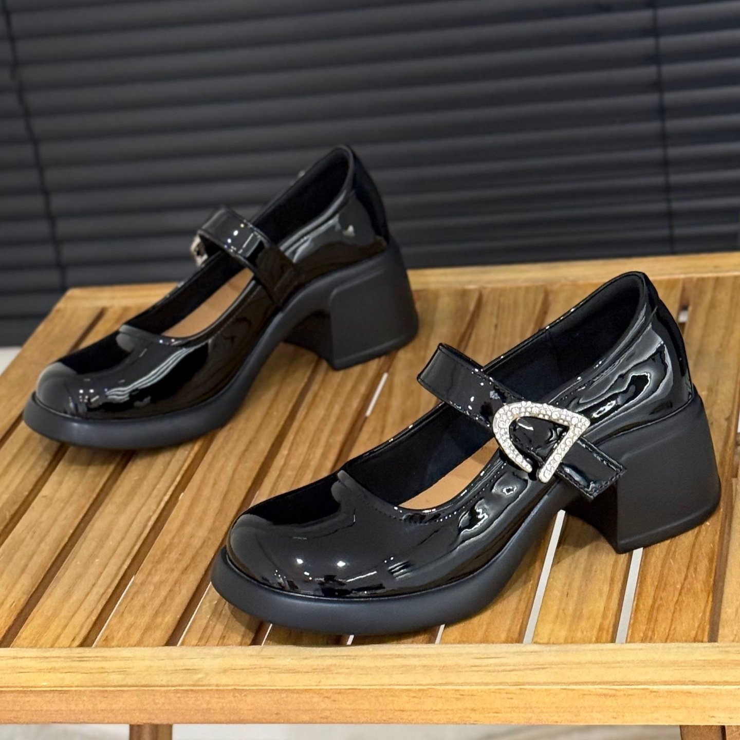 法式漆皮玛丽珍鞋女2026年春季新款一字带粗跟小皮鞋洋气浅口单鞋,女鞋,玛丽珍鞋,淘宝优惠券,粉丝福利购,淘宝优惠卷