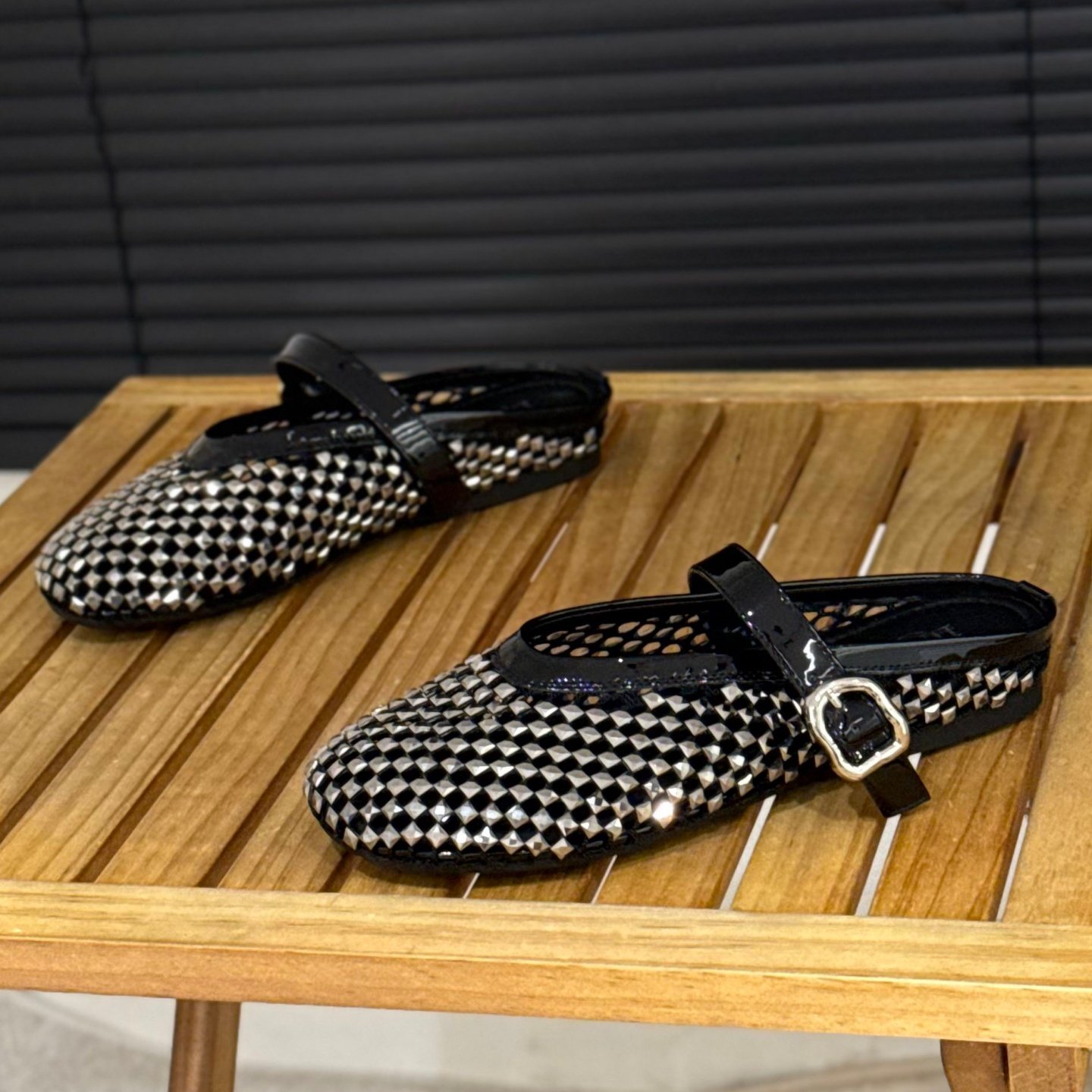 水钻镂空包头半拖鞋女夏外穿2026爆款平底一脚蹬女拖无后跟懒人拖,女鞋,包头拖,淘宝优惠券,粉丝福利购,淘宝优惠卷