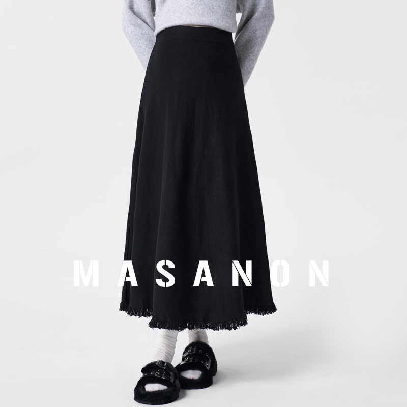 孕妇针织半身裙秋冬装新款设计感小众流苏a字裙高腰显瘦黑色裙子