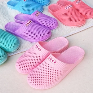 夏季可爱洞洞鞋透气平底包头拖鞋居家软底防滑室外女拖鞋