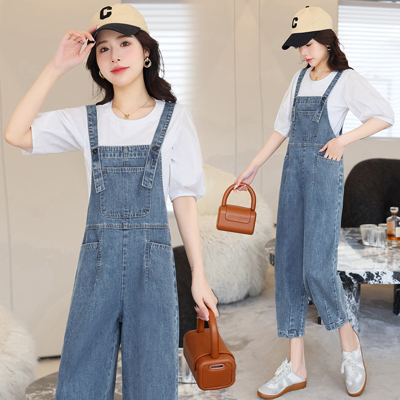 夏季女八分牛仔背带裤宽松哈伦小脚裤圆领中袖衬衣两件套2026新款