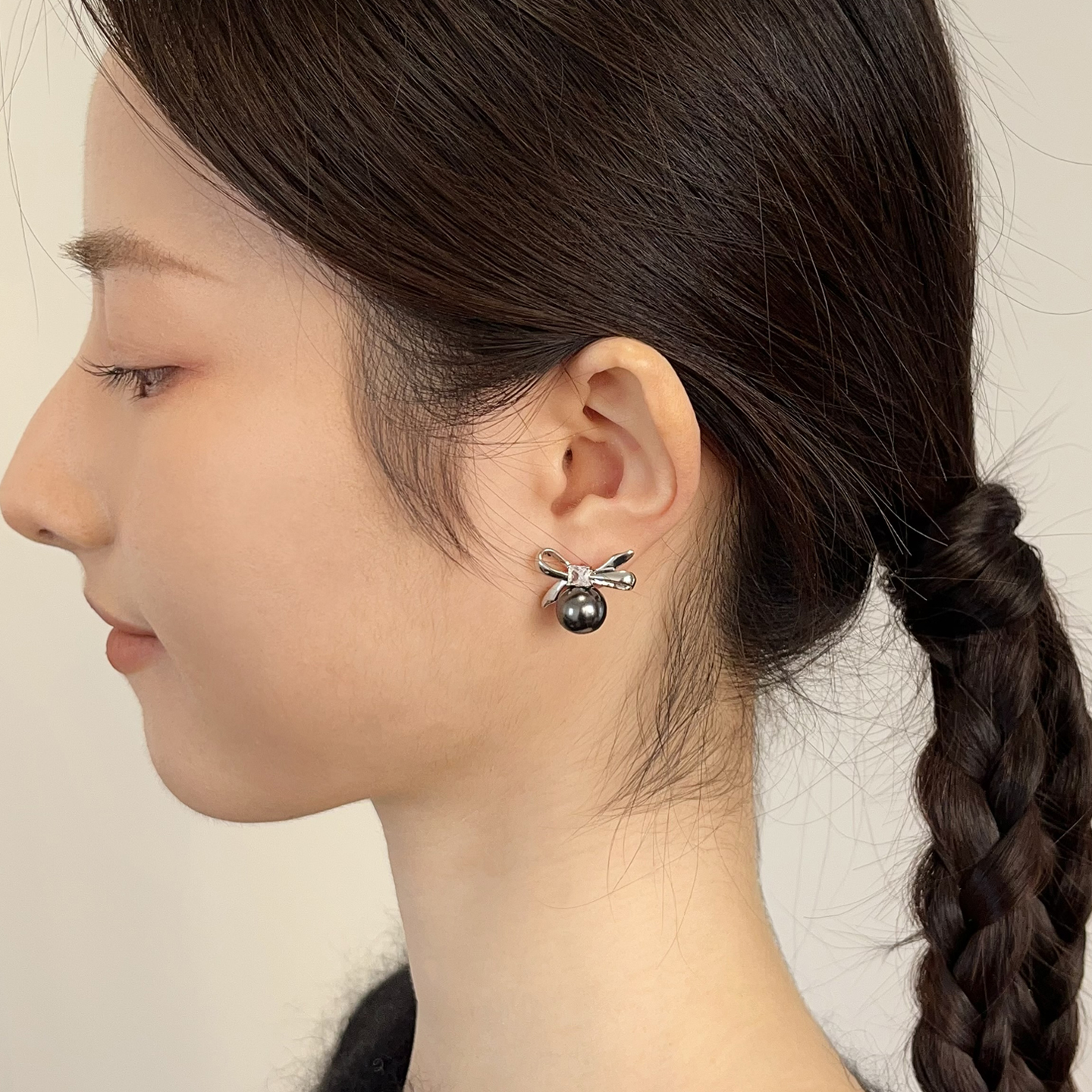 OPs甜酷金属蝴蝶结进口施家大溪地黑珍珠纯银针耳钉耳环/耳夹