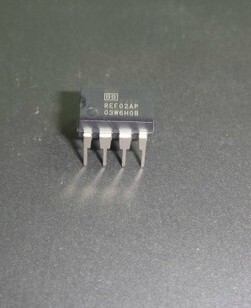 REF02 REF02AP = REF02BP直插DIP-8 电压芯片 TI/BB 进口测试好的