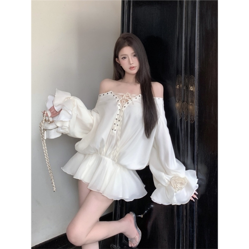 一字肩花朵绑带长袖设计感连衣裙