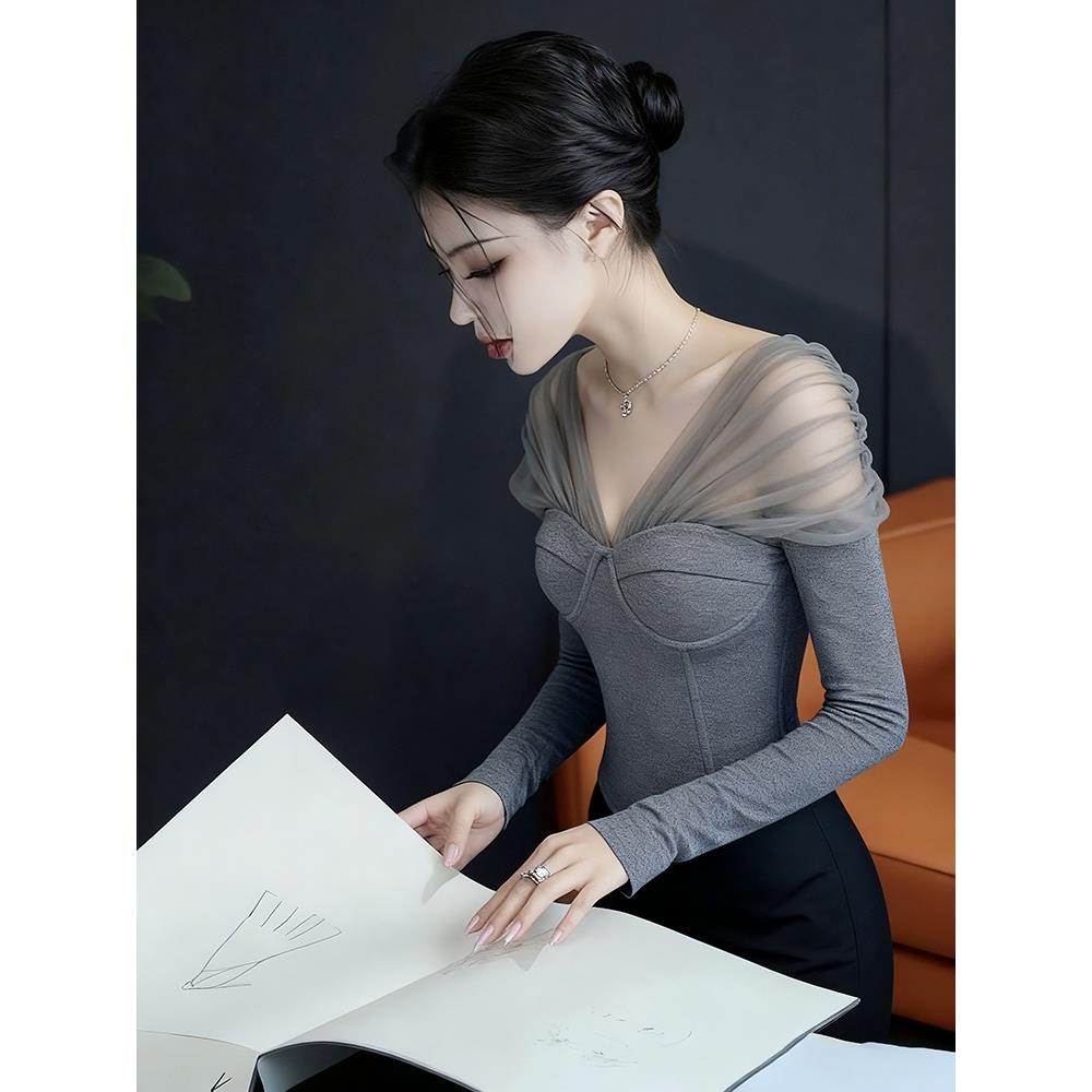 设计感小众独特漂亮内搭修身上衣高级感巨好看深灰色网纱t恤女秋