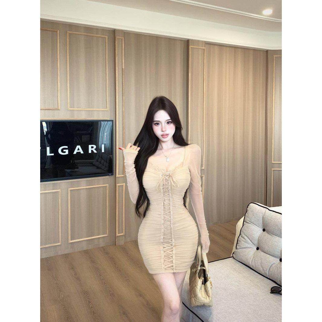 蕾丝拼接纯欲风长袖连衣裙女秋冬绑带紧身裙子设计感修身包臀短裙