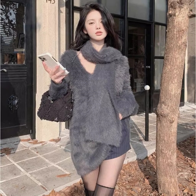 灰色围巾水貂绒v领中长款针织衫
