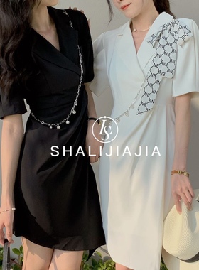 LS西装连衣裙女不规则下摆夏季新款气质收腰显瘦中裙子配链条丝巾
