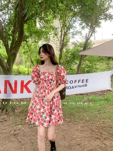 DIGM韩版印花连衣裙女夏新款气质泡泡袖短款a字裙粉红色超仙裙子