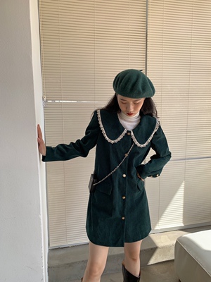 NEWOPEN蕾丝娃娃领连衣裙女冬新款韩版气质显瘦单排扣灯芯绒短裙