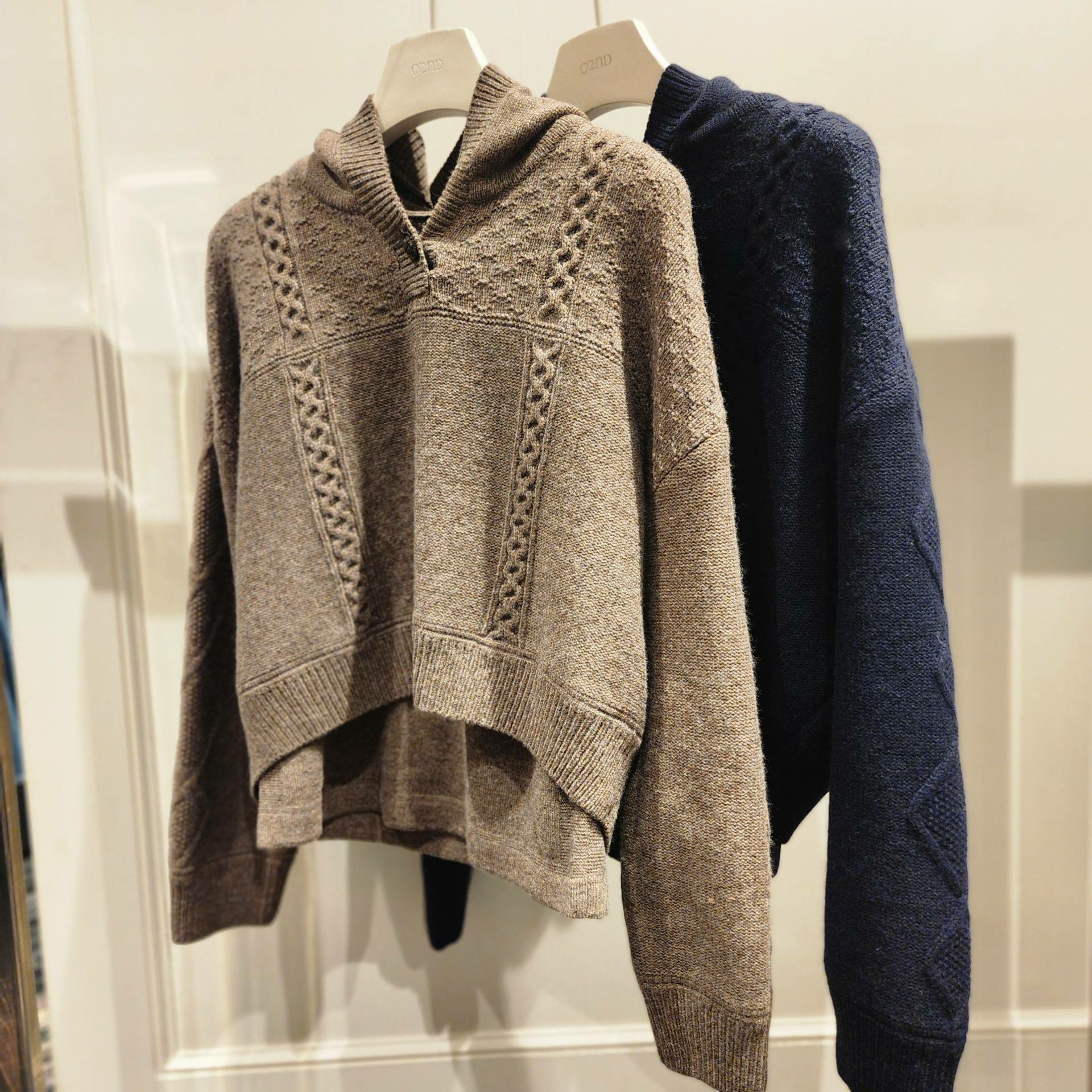 潮流直邮 韩国O'2nd 奥蔻 24冬    两件套针织帽衫O22EBKTO741W,女装/女士精品,毛针织衫,淘宝优惠券,粉丝福利购,淘宝优惠卷