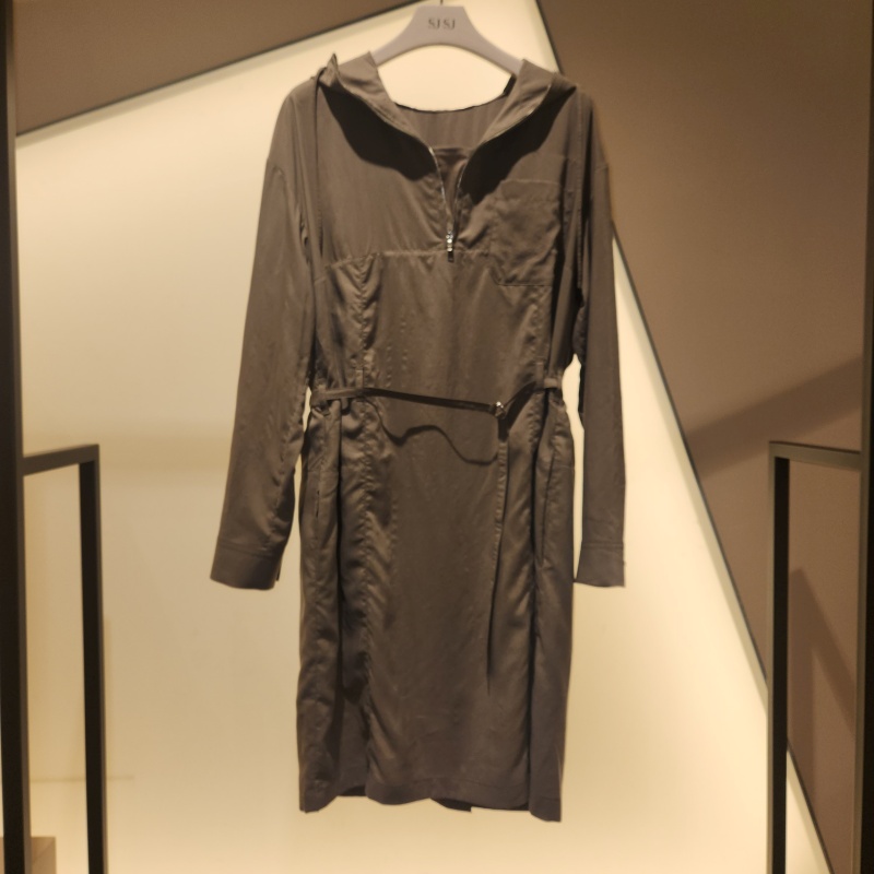 连衣裙SJ2E8-WOP312W