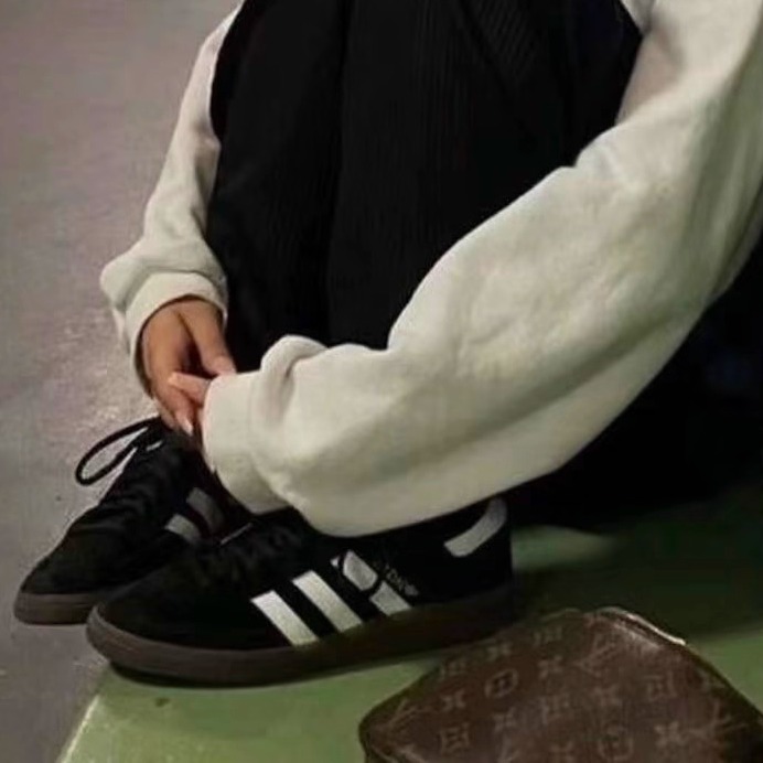 阿迪达斯复古德训鞋休闲板鞋