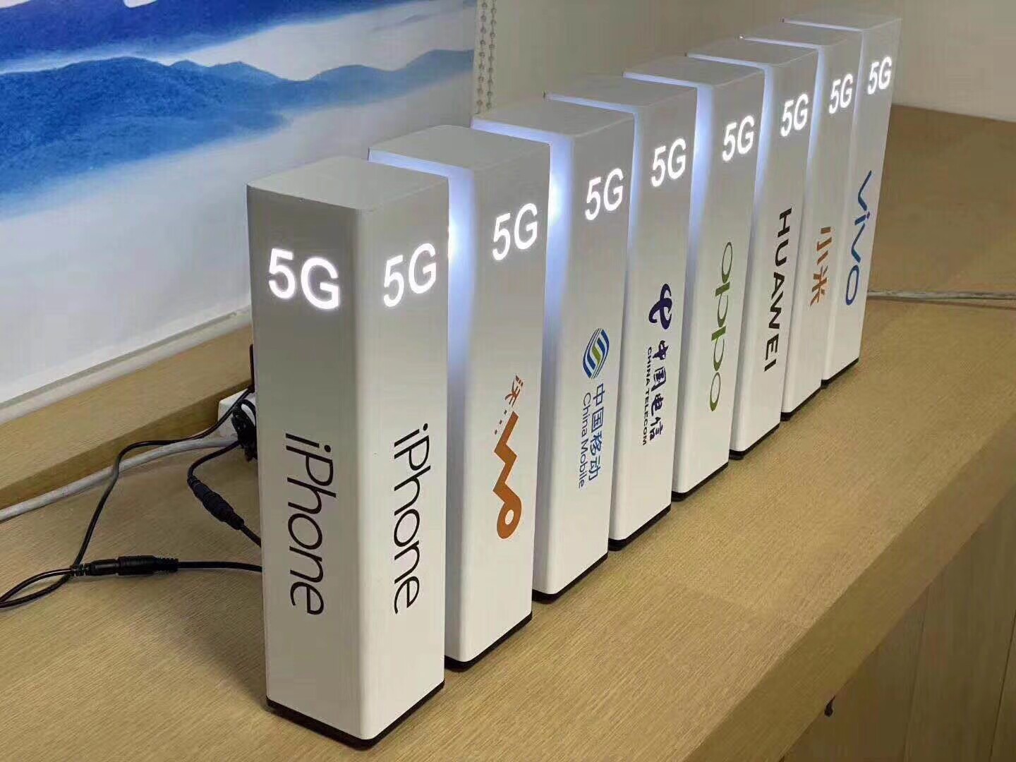 5G手机体验店发光字灯箱适用于华为小米苹果OPPO桌面灯箱