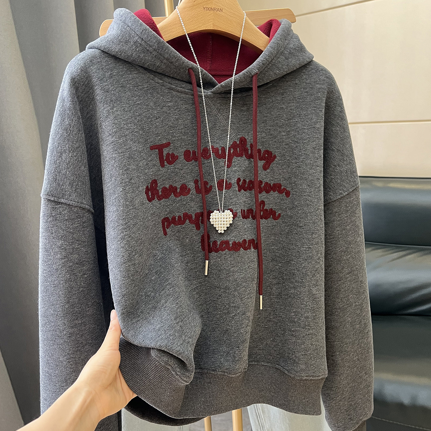 韩式休闲风字母刺绣加绒连帽卫衣女宽松加厚上衣爆款灰色短款外套,女装/女士精品,卫衣/绒衫,淘宝优惠券,粉丝福利购,淘宝优惠卷