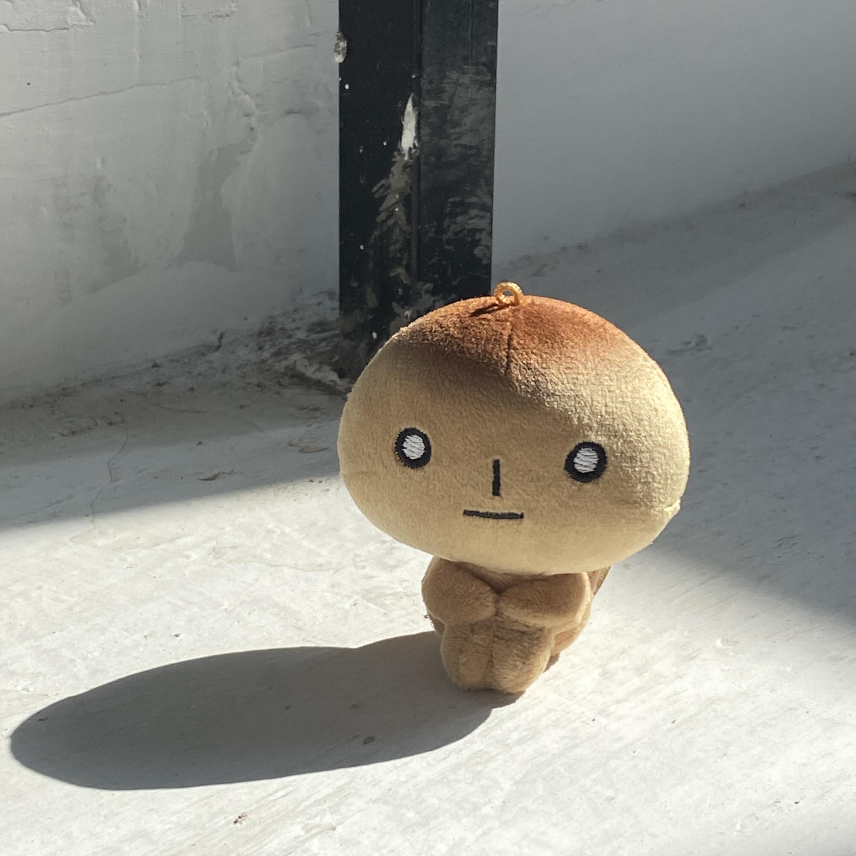 sanx新款烤焦面包忧郁毛绒公仔