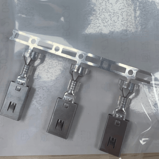 thumbnail for DELPHI Factory Operating Connector Terminal Connector 12147473