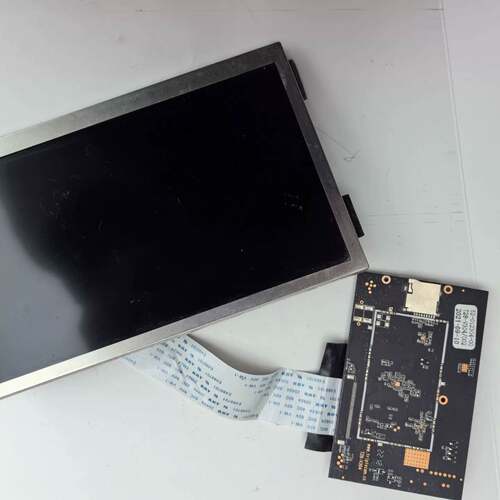 可维修7寸液晶屏主板一套，型号070WV1886W0402W7Z议价