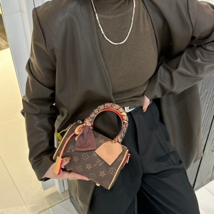 优草坊品牌正品开口笑迷你枕头包2025新款时尚百搭手提包波士顿包