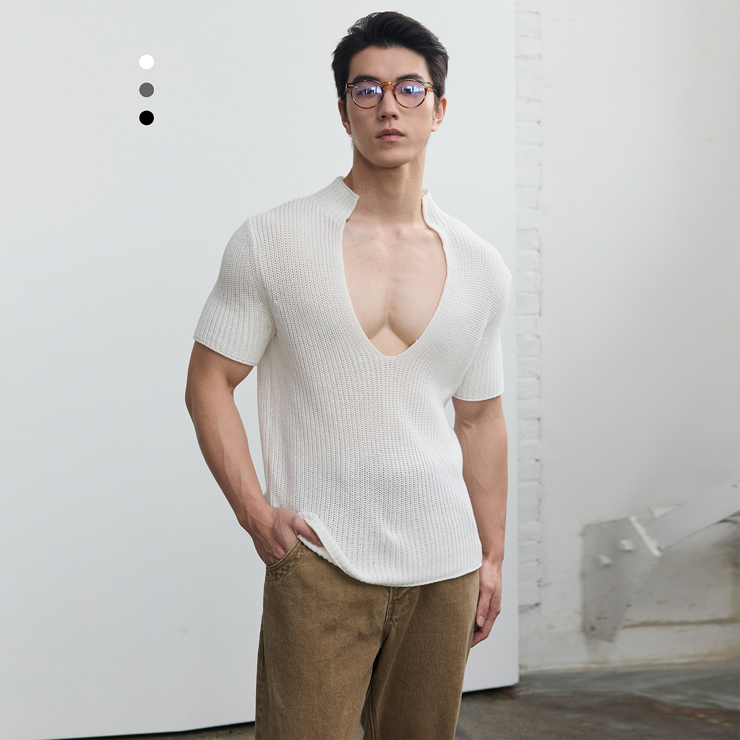 SouthStudio短袖男女同款无性别黑白灰26新款深v立领编织针织半袖