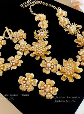 花朵珍珠项链套装宫廷