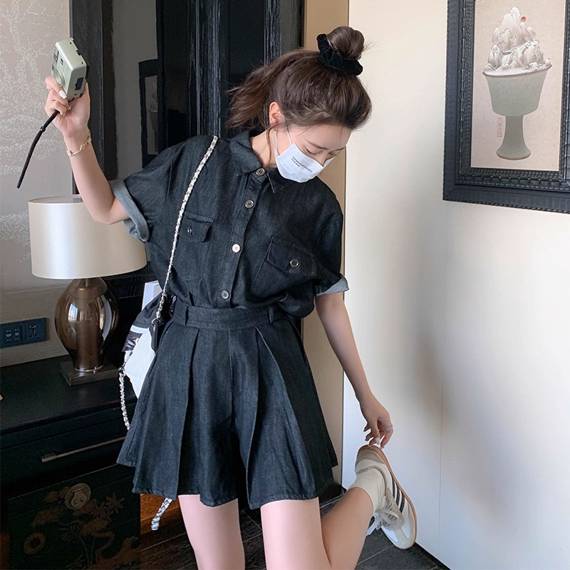 复古黑色牛仔套装女2026新款百褶短裙两件套减龄chic小个子穿搭