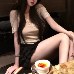诗意蕾丝组 百搭显瘦T恤 针织上衣短袖 花边短裙设计感钩花气质修身