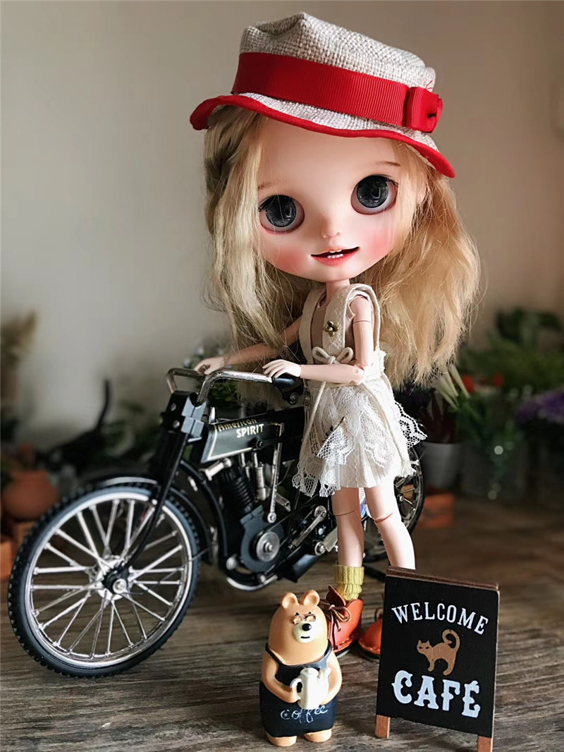Blythe小布娃娃改妆改娃 2015年12月 Winterish Allure冬天的诱惑