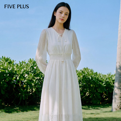 FIVEPLUS中长绣花连衣裙