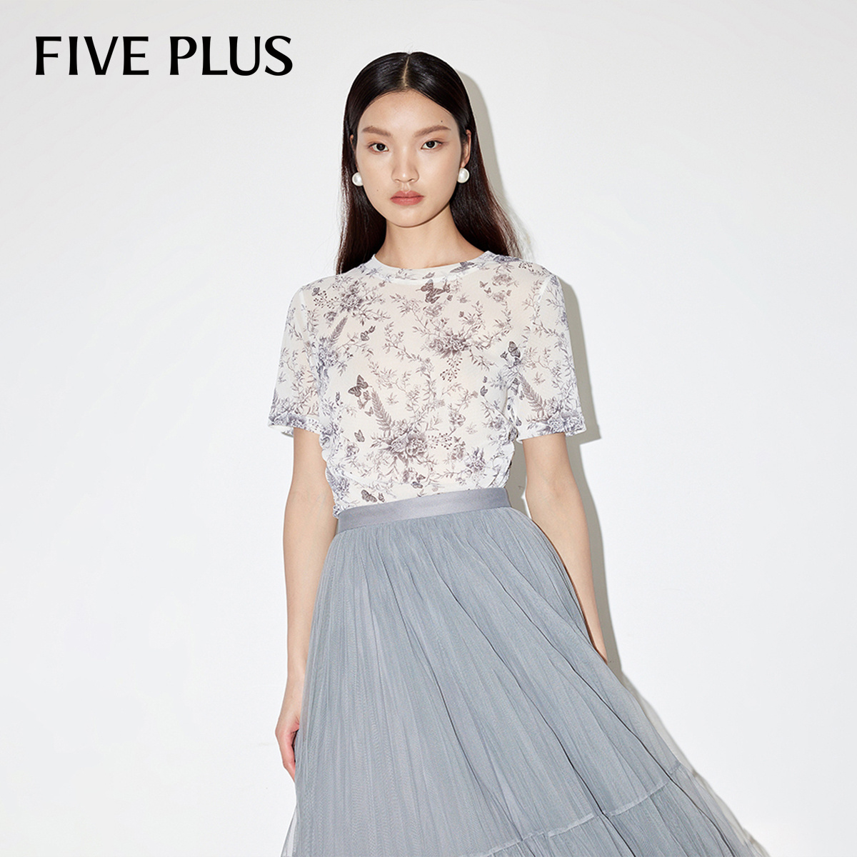 印花小圆领短袖FivePlus印花