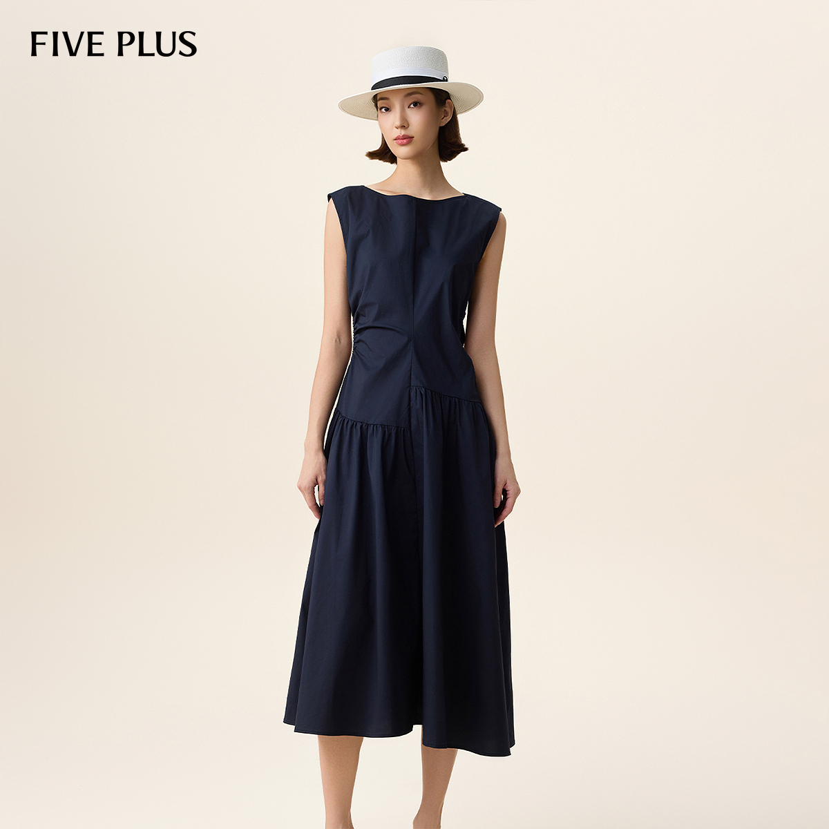 露腰细节设计秀出美肤