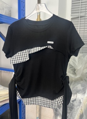 休闲风格子拼接假两件T恤女黑色设计感百搭上衣2026新款8888