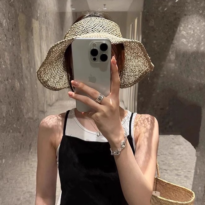 韩国咸草镂空草编空顶帽女夏季度假草帽可折叠大帽檐防晒遮阳帽子