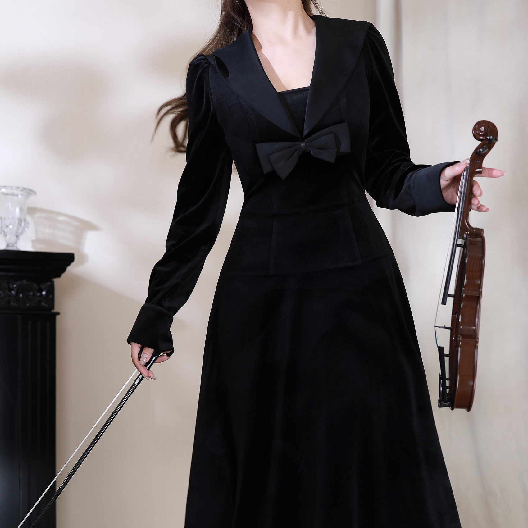 黑茉莉与甜酒 极夜奏鸣曲 甜酷miu系黑丝绒长款显瘦连衣裙冬女