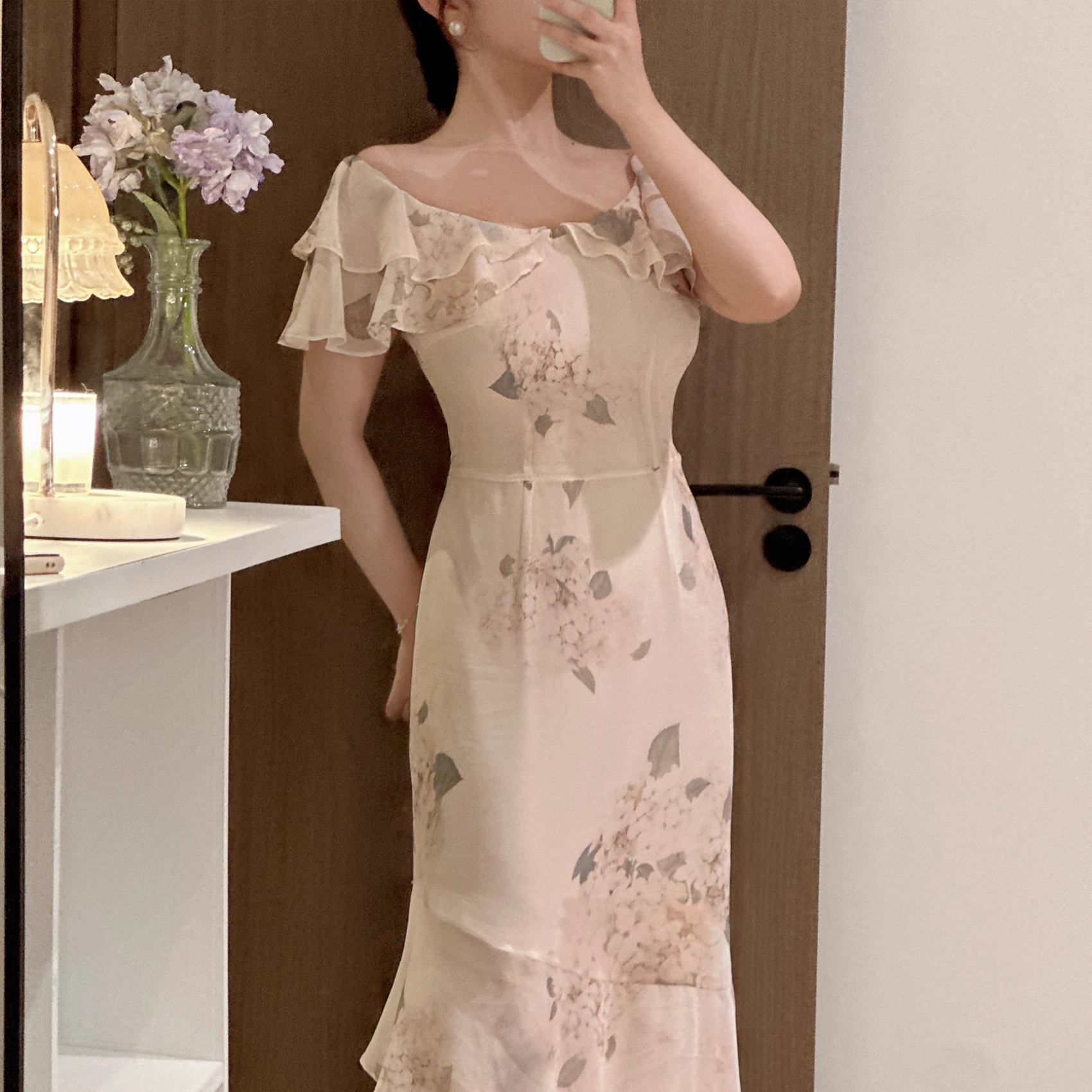 黑茉莉与甜酒 甜梦初醒 不规则连袖荷叶领法式印花连衣裙显瘦女